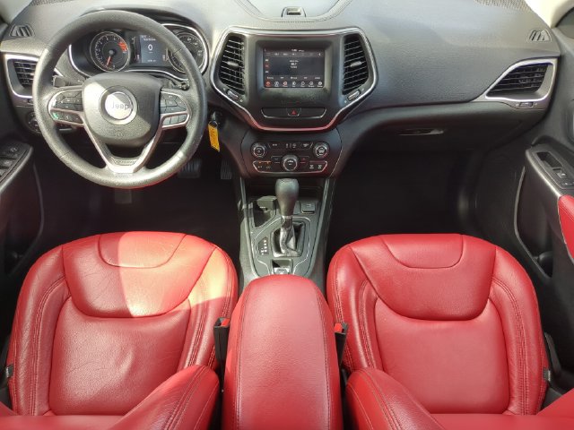 Used 2019 Jeep Cherokee Latitude w/ Popular Appearance Group FWD image 14