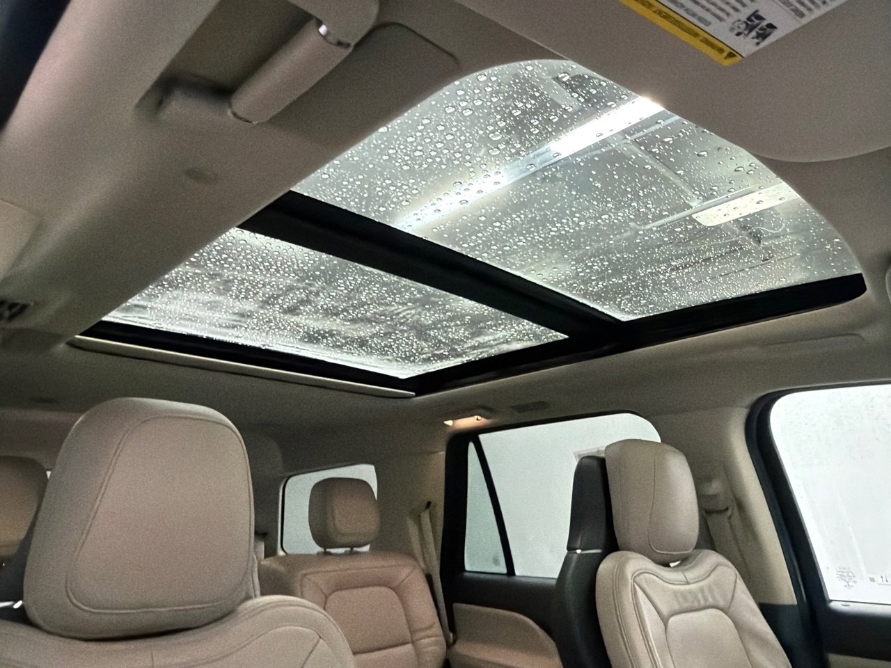 Used 2022 Lincoln Navigator Reserve image 15