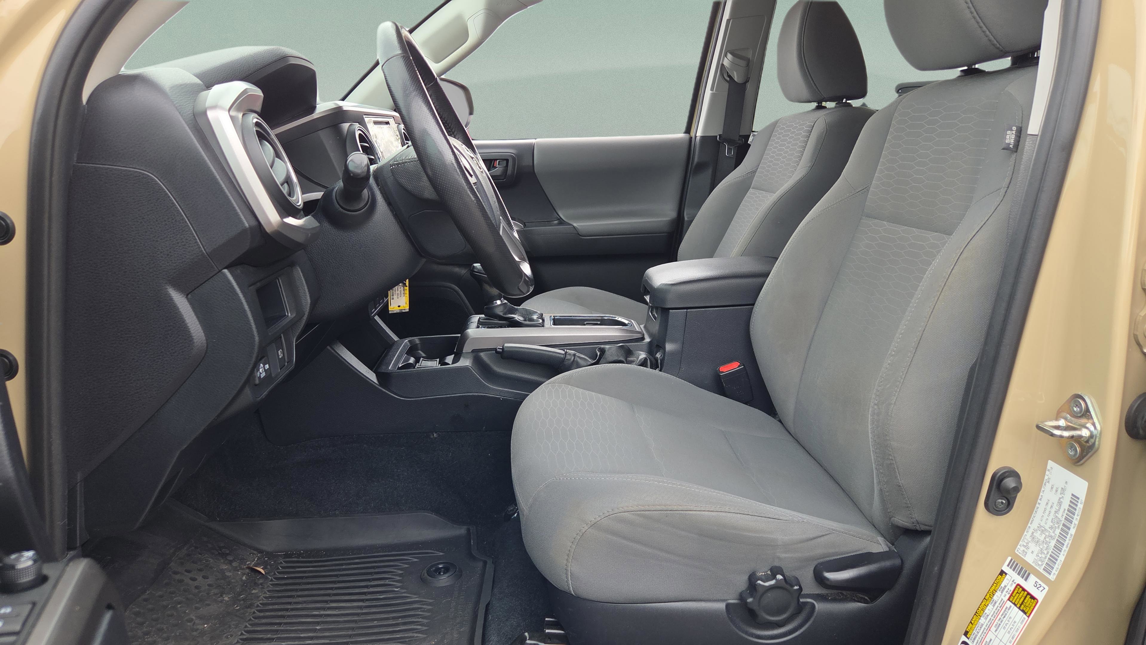 Used 2019 Toyota Tacoma SR5 image 11