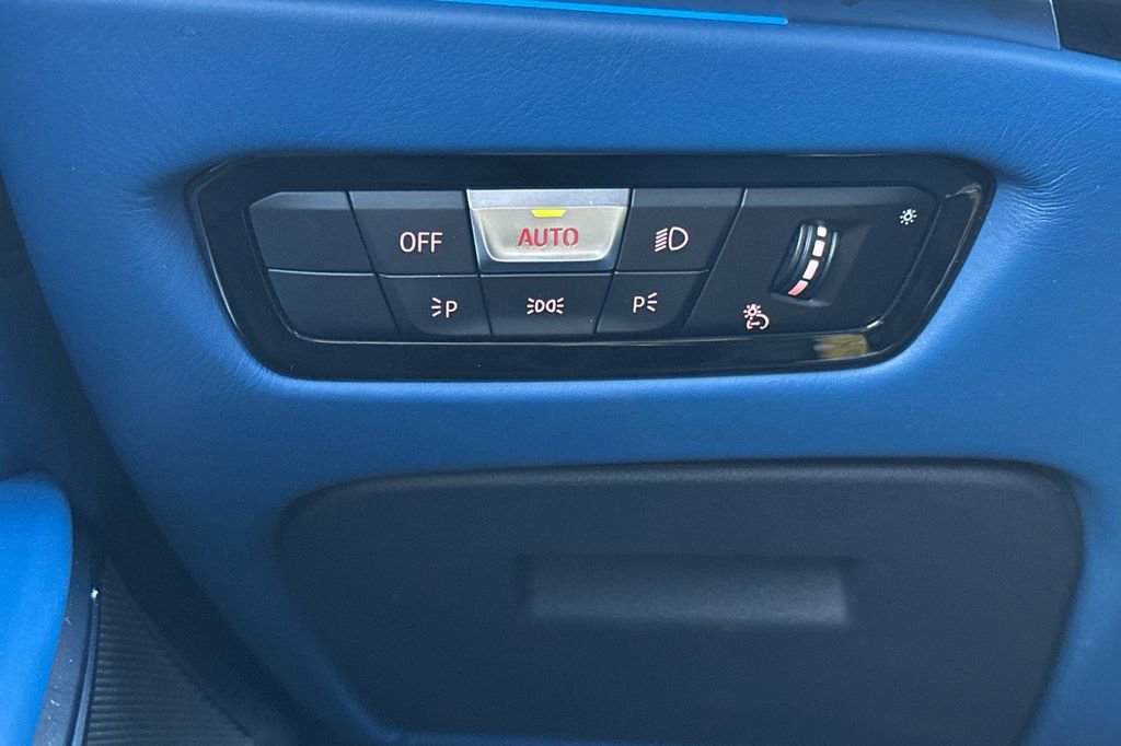 Used 2023 BMW M3 image 31