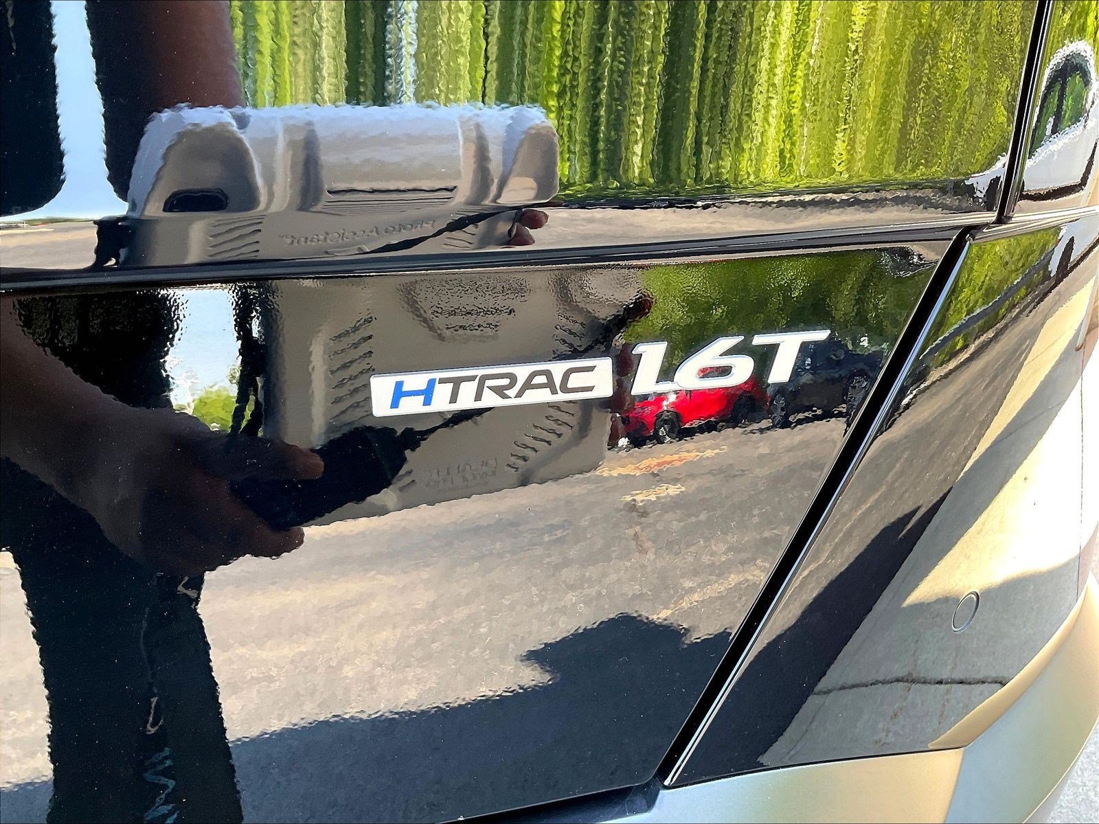 Used 2024 Hyundai Kona Limited AWD/4WD image 23
