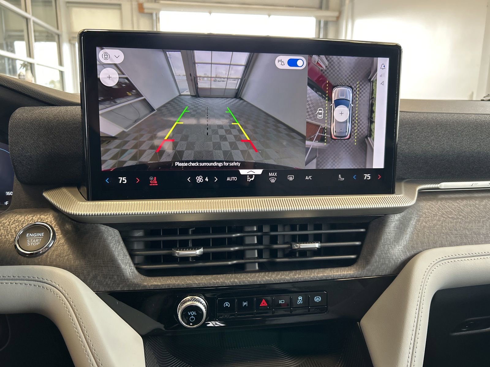 New 2026 Ford Explorer Platinum image 32