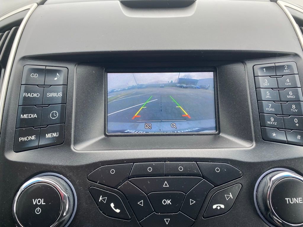 Used 2015 Ford Edge SEL image 34