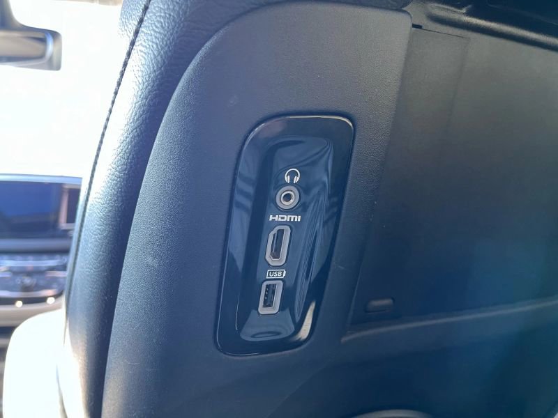 Used 2018 Chrysler Pacifica Touring-L Plus w/ Advanced Safetytec Group image 18