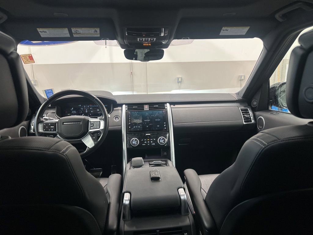 Used 2022 Land Rover Discovery HSE R-Dynamic image 27