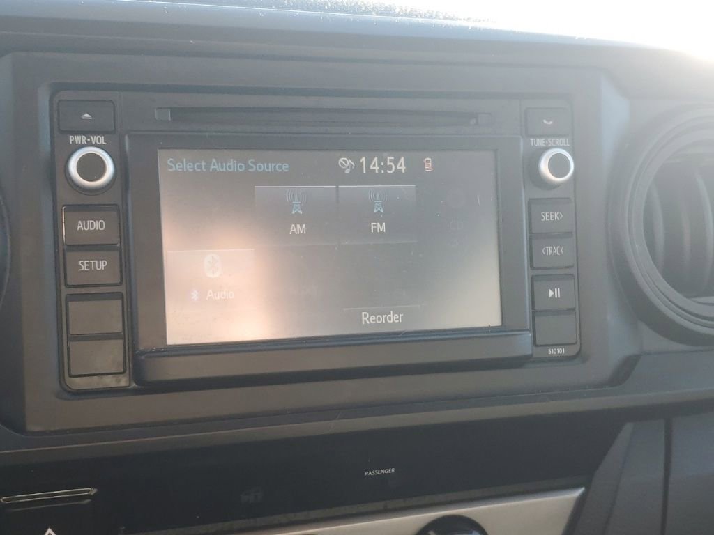 Used 2017 Toyota Tacoma SR w/ Tow Package image 17