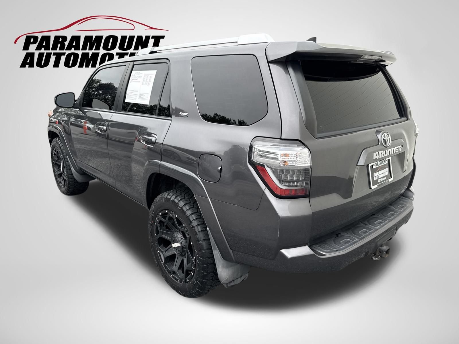 Used 2017 Toyota 4Runner SR5 AWD/4WD image 6