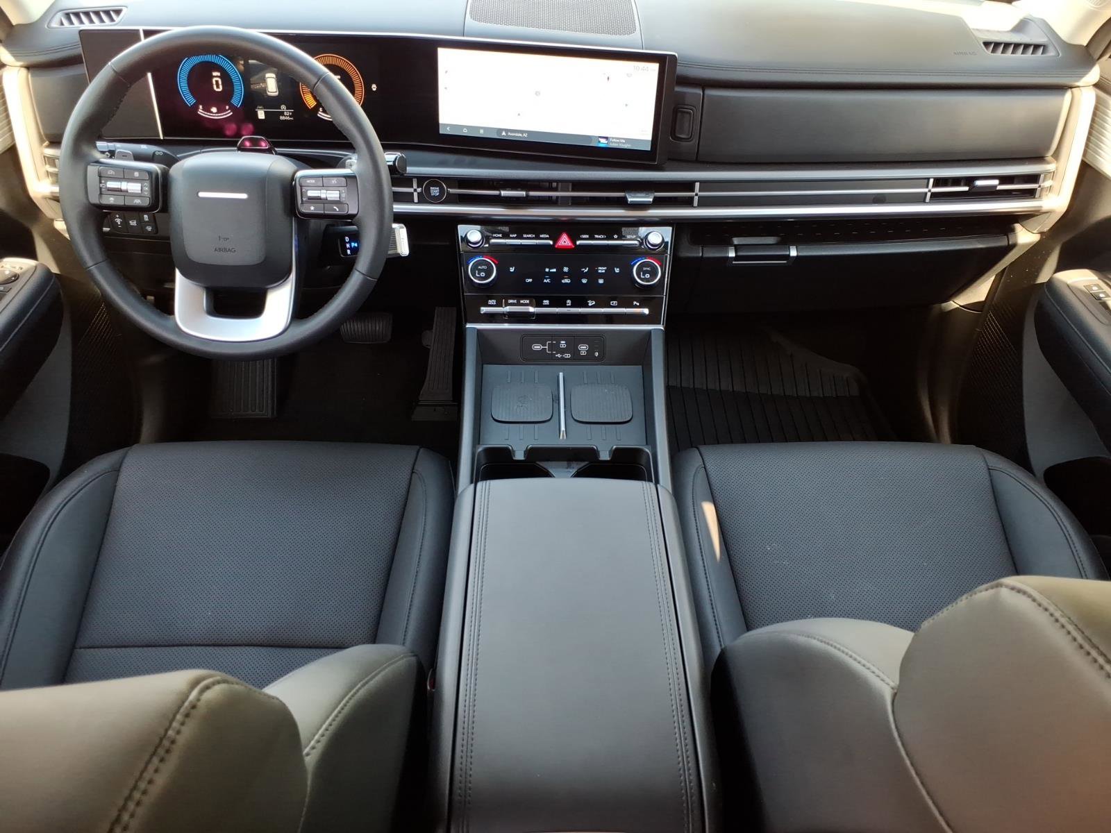 Certified 2025 Hyundai Santa Fe XRT image 17
