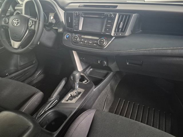 Used 2018 Toyota RAV4 XLE image 34