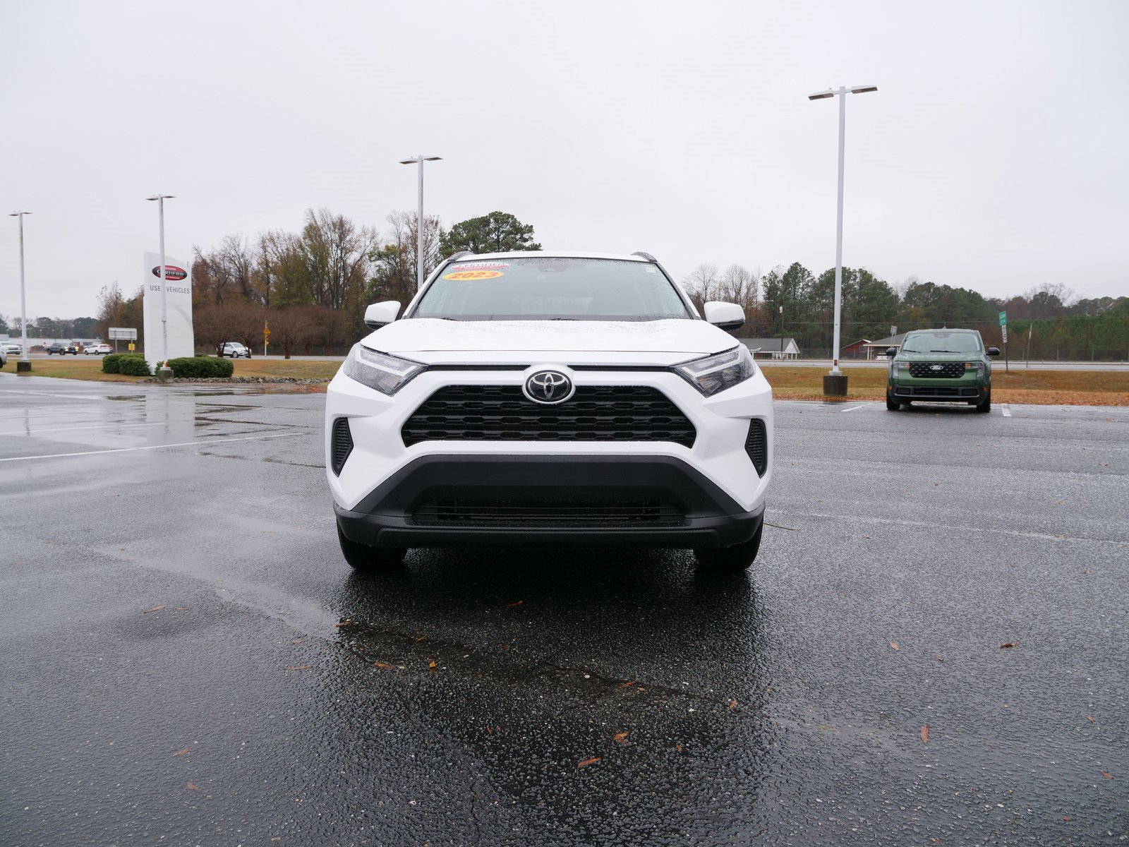 Used 2023 Toyota RAV4 XLE image 8