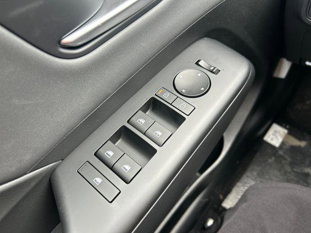New 2026 Hyundai Kona SEL Premium AWD/4WD image 11