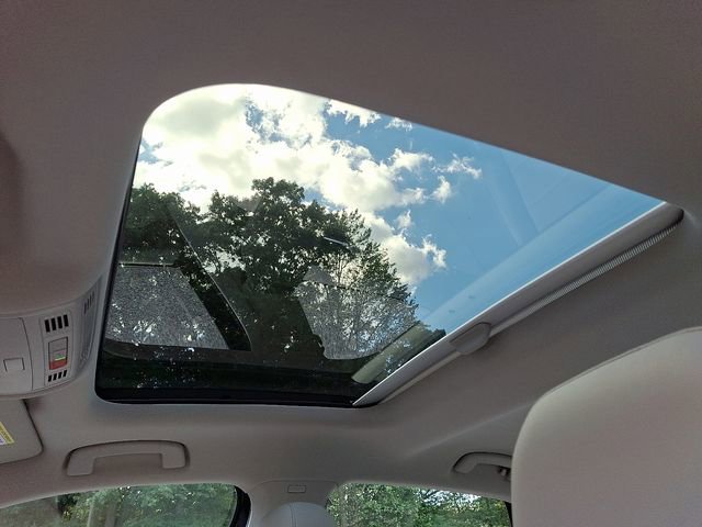 Certified 2023 Volkswagen Jetta SE image 21