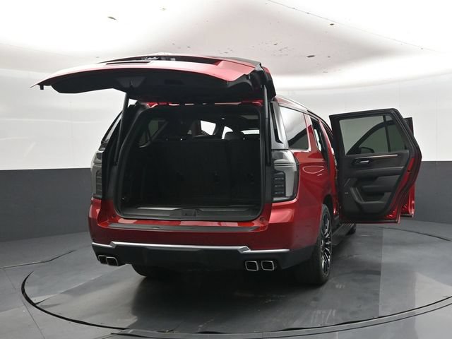 Used 2025 Chevrolet Tahoe High Country AWD/4WD image 52