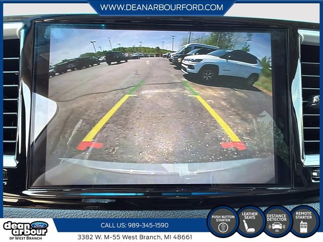 Used 2022 Chrysler Pacifica Touring-L FWD image 16