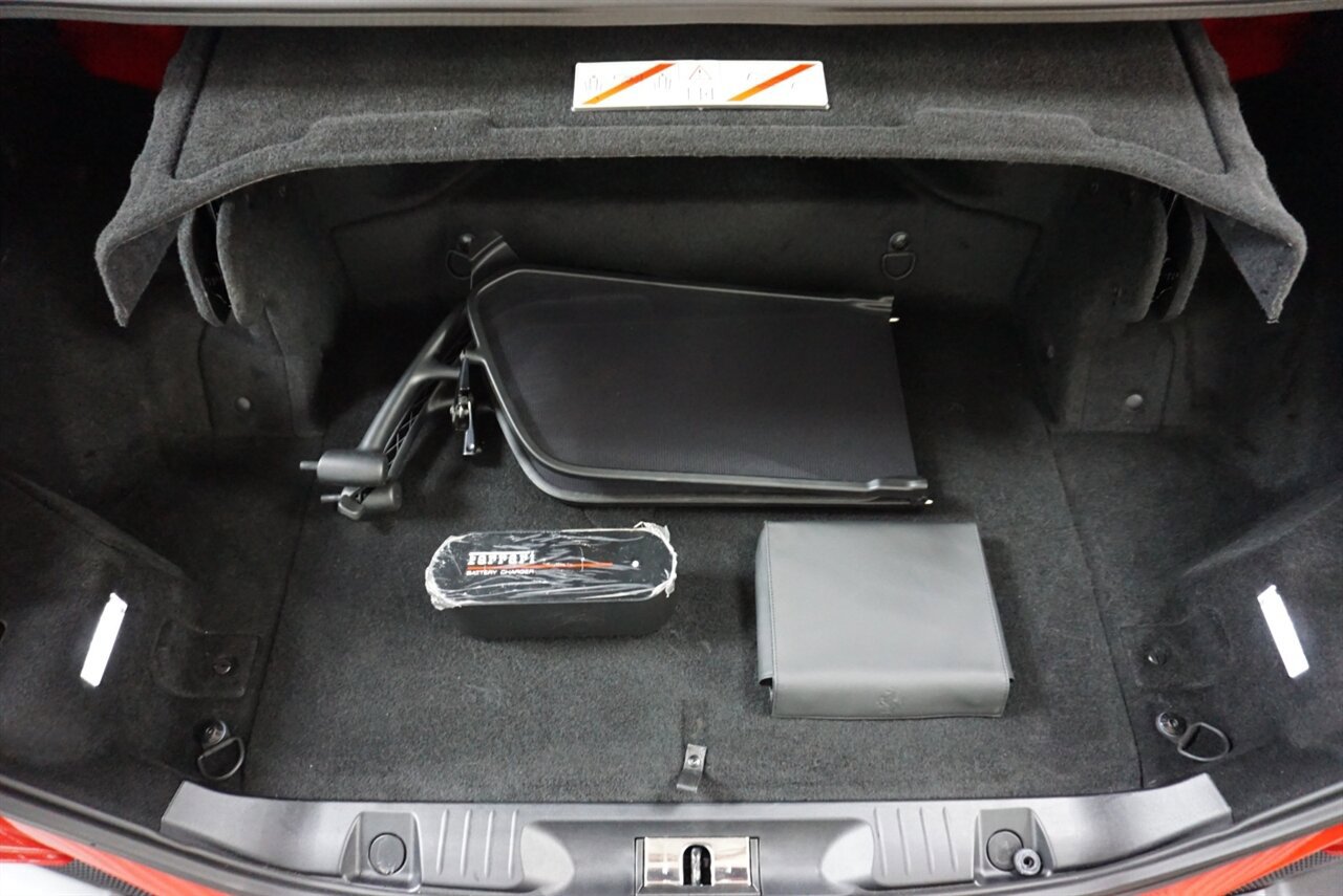 Used 2022 Ferrari Portofino M RWD image 23