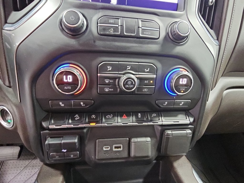 Used 2019 Chevrolet Silverado 1500 RST AWD/4WD image 21