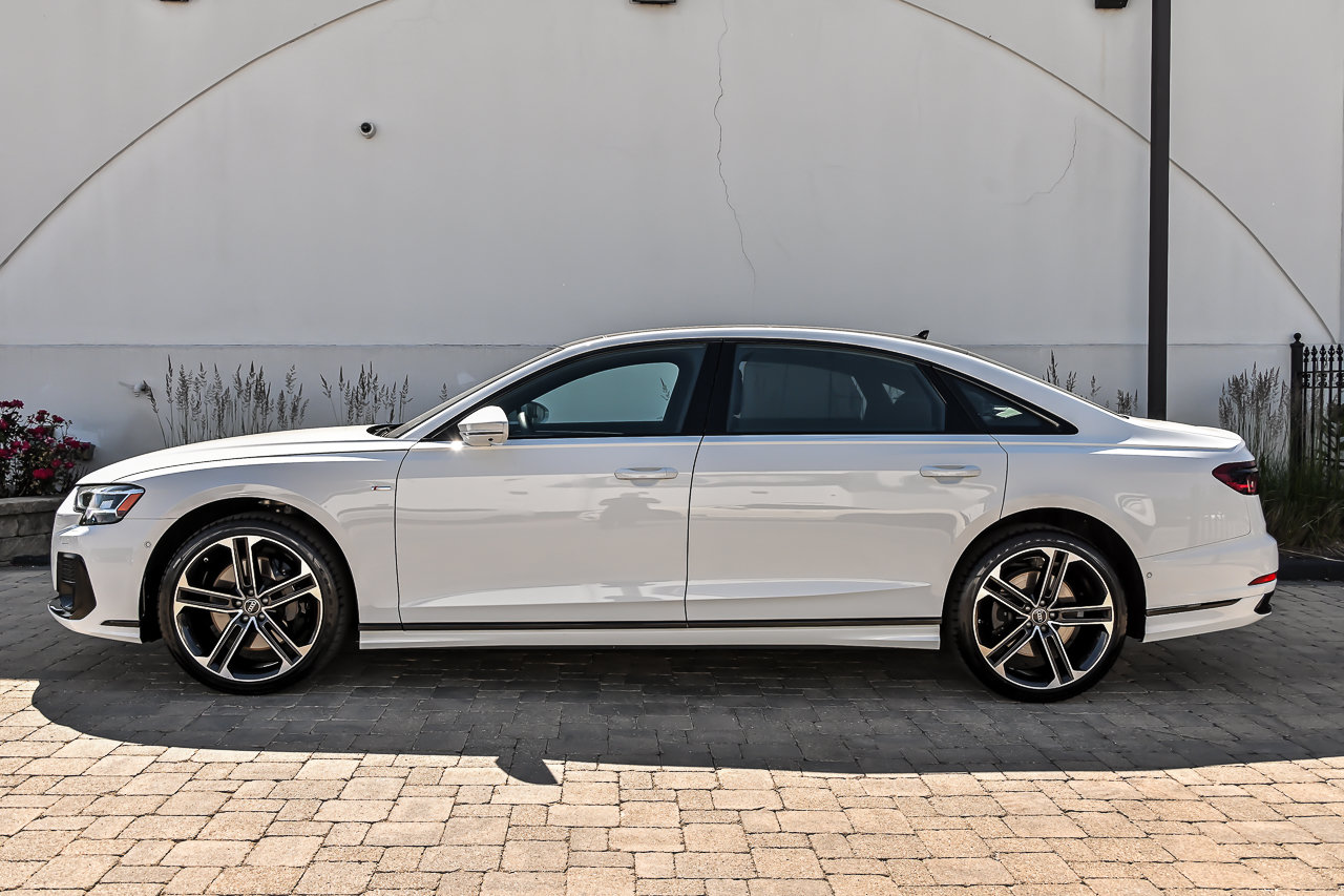 Used 2025 Audi A8 L 3.0T w/ Executive Package AWD/4WD image 10