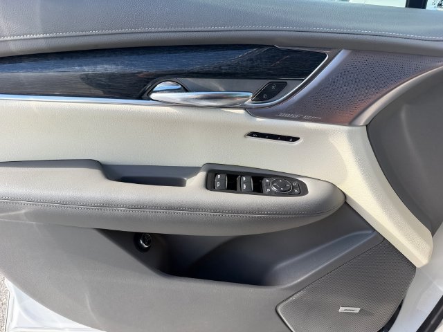 Certified 2020 Cadillac XT6 Premium Luxury FWD image 34
