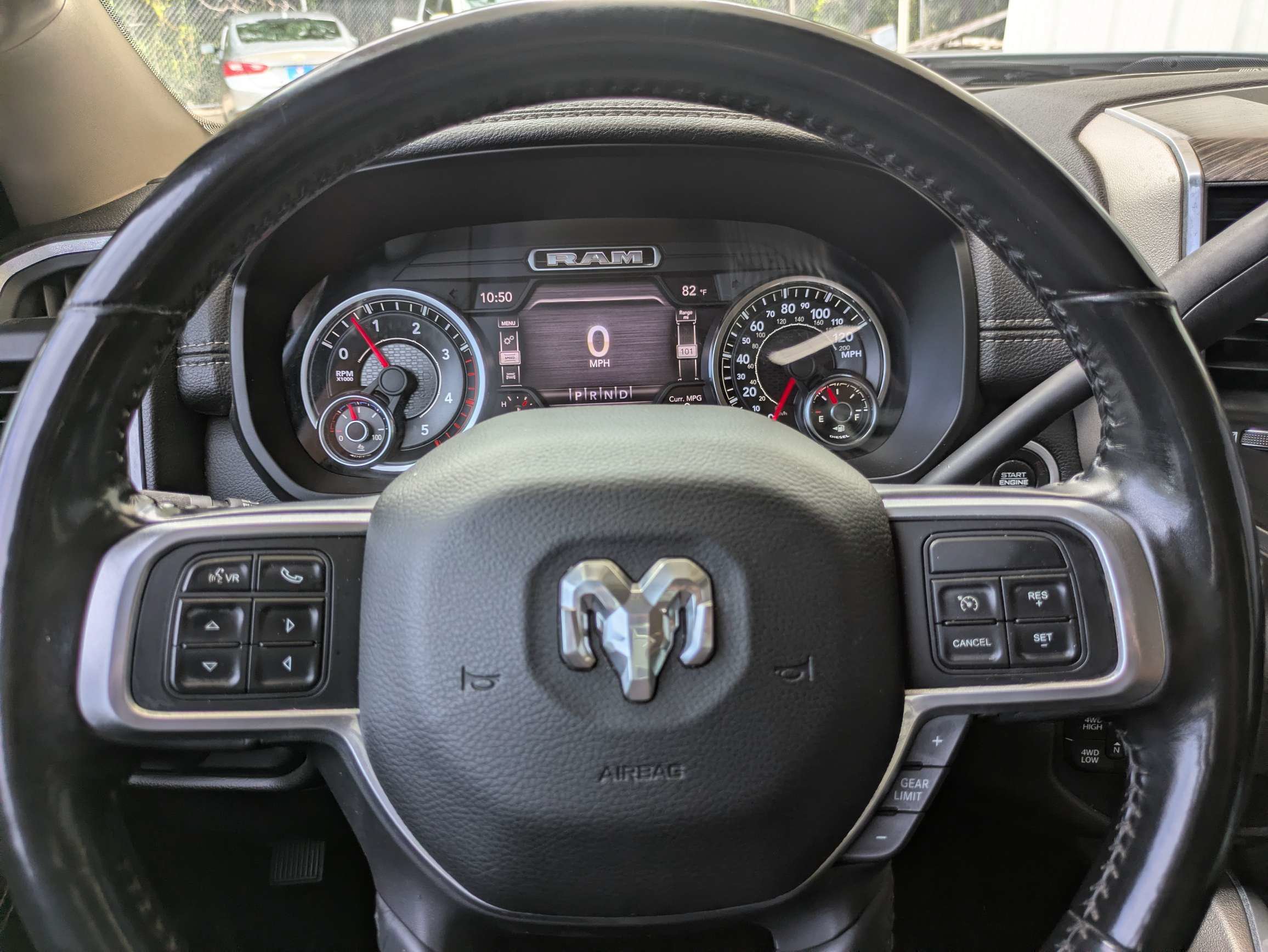 Used 2020 RAM 2500 Laramie w/ Chrome Appearance Group AWD/4WD image 18