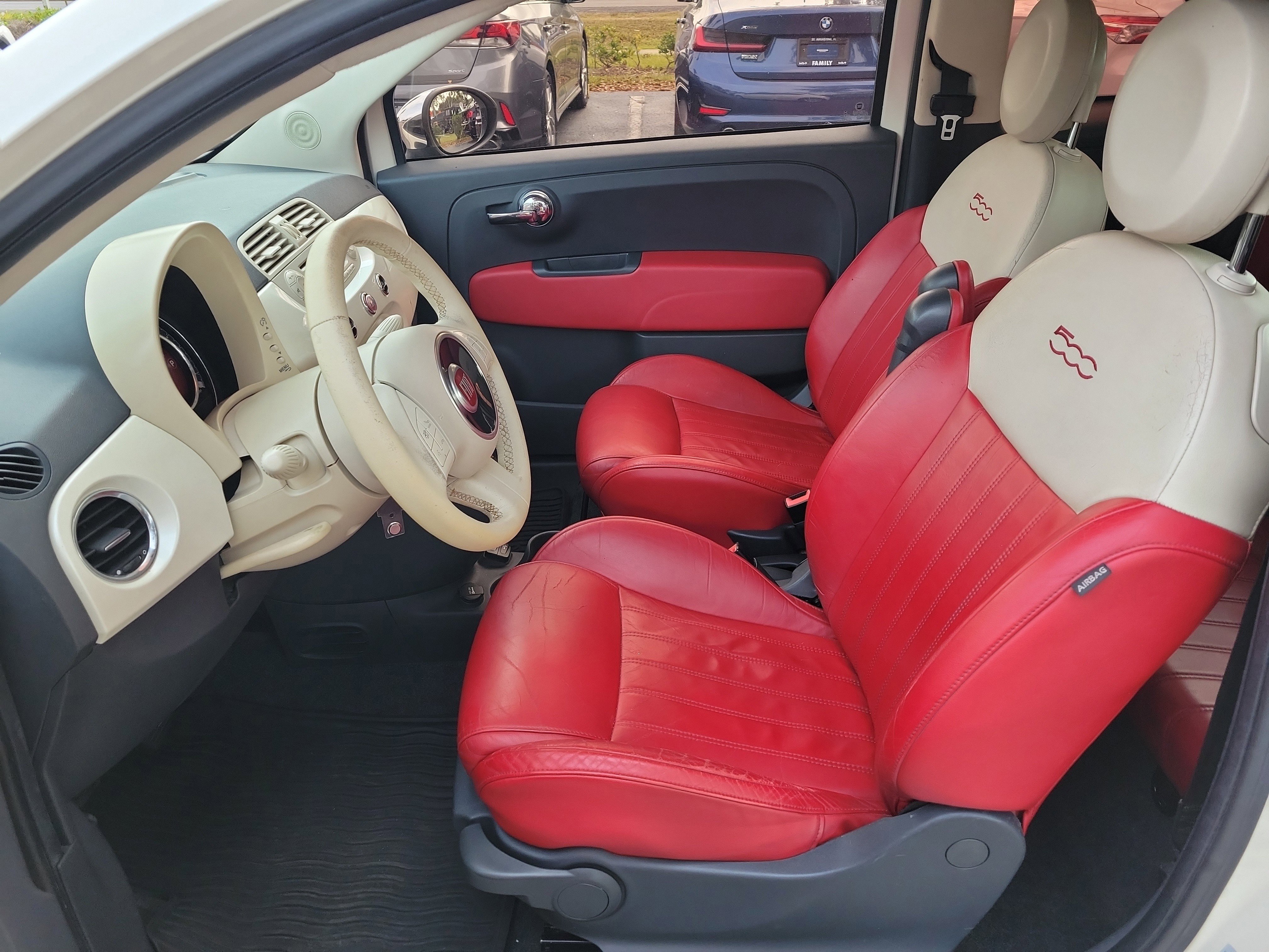 Used 2015 FIAT 500 Lounge w/ Luxury Leather Package image 15