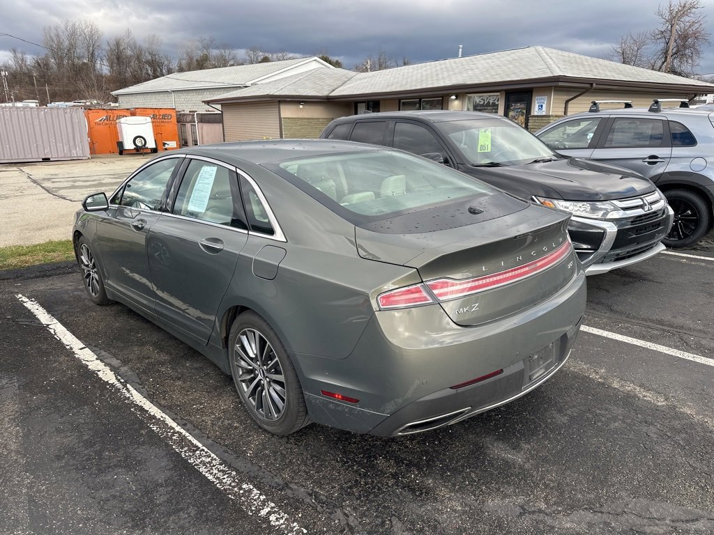 Used 2017 Lincoln MKZ Premiere image 5