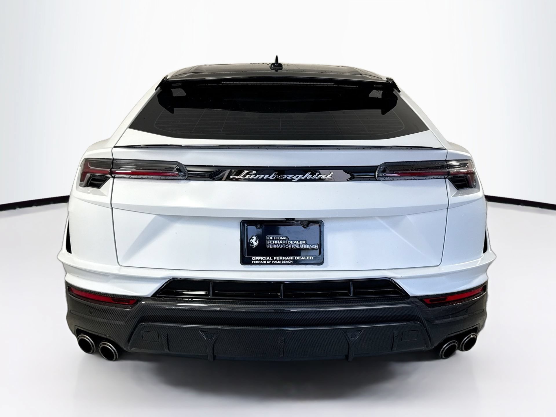 Used 2024 Lamborghini Urus Performante AWD/4WD image 6