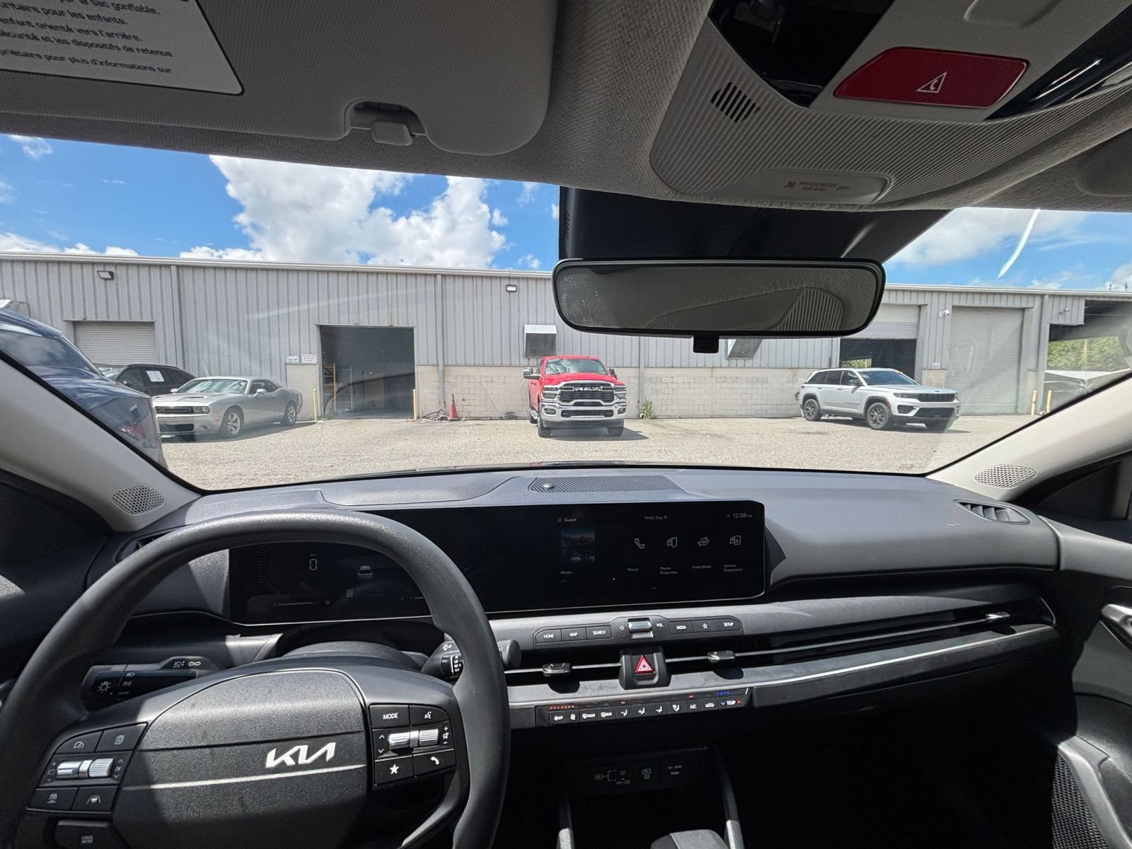 Used 2026 Kia K4 FWD image 31