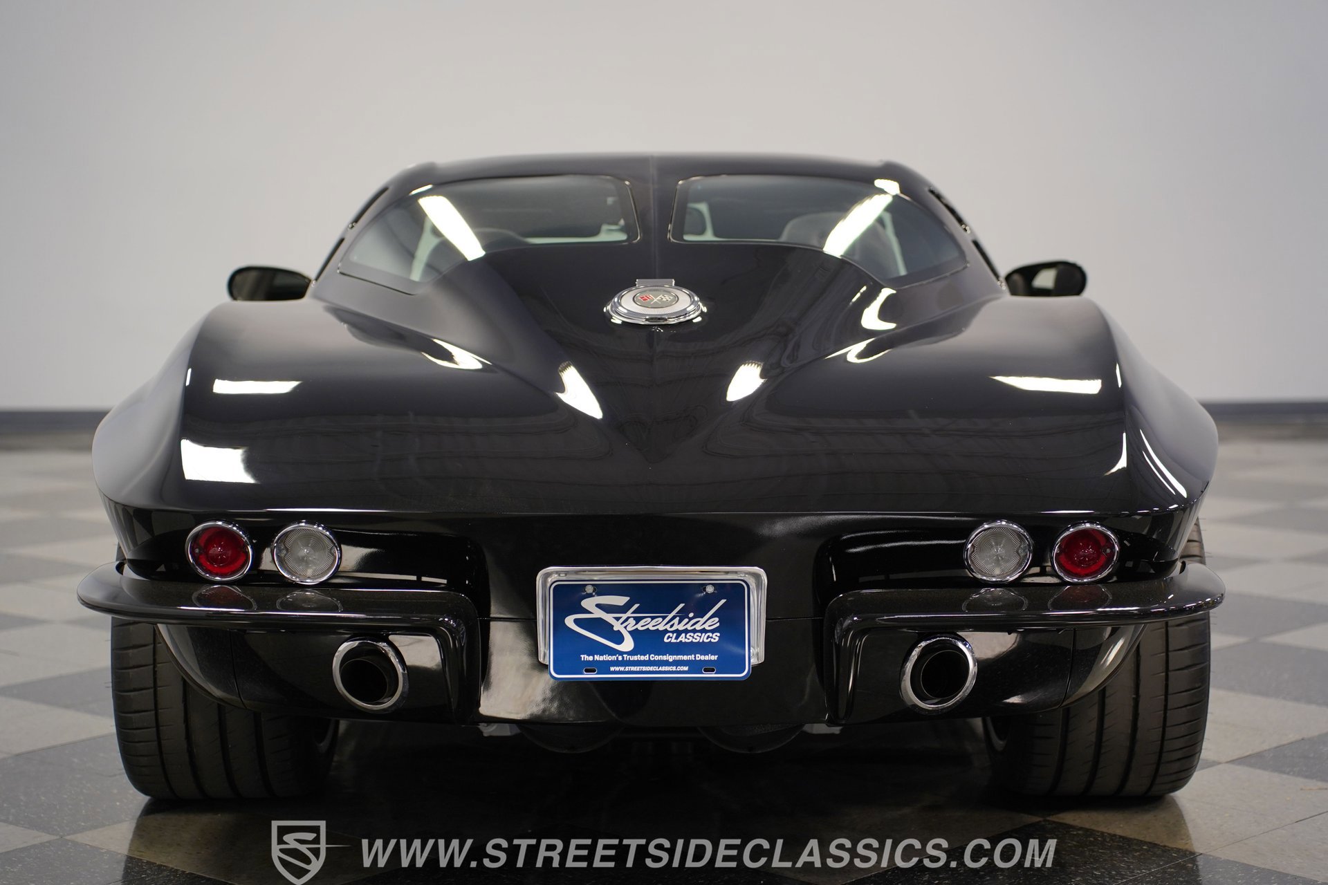 Used 2010 Chevrolet Corvette Grand Sport w/ Preferred Equipment Group image 26