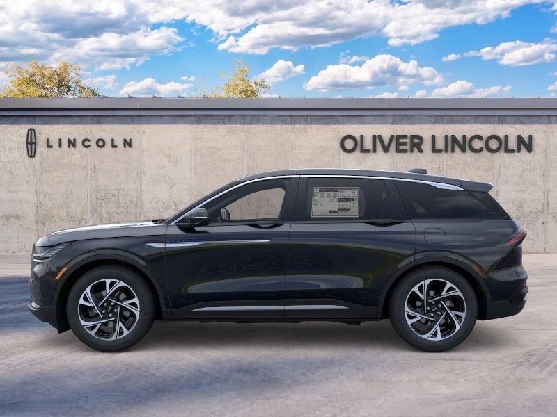 New 2026 Lincoln Nautilus Premier w/ Equipment Group 102A AWD/4WD image 3