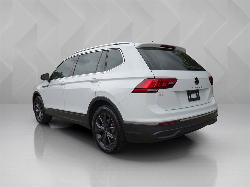 Used 2022 Volkswagen Tiguan SE image 3