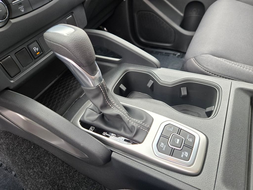 New 2026 Nissan Frontier SV w/ Tow Package AWD/4WD image 12