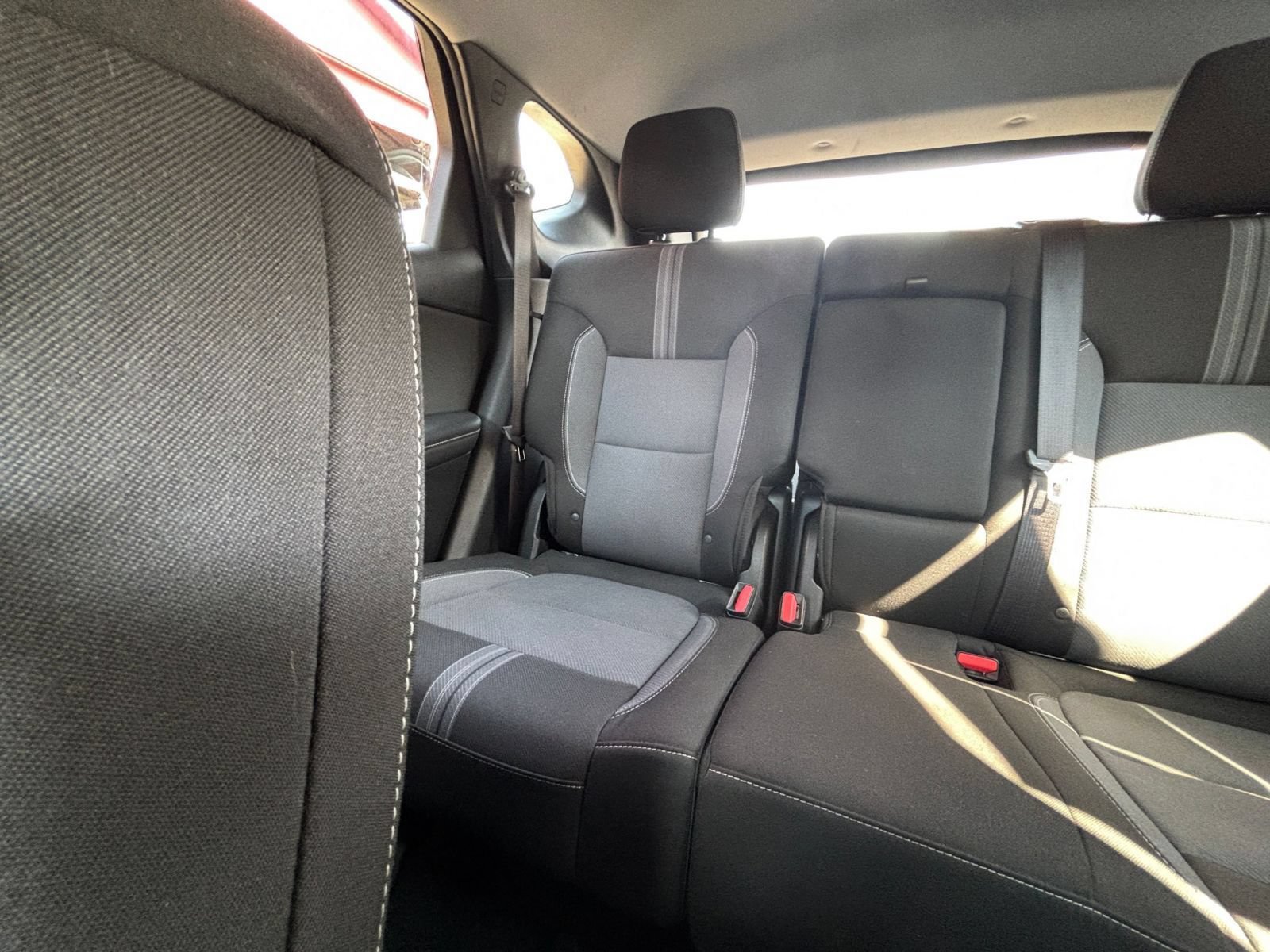 Used 2025 Chevrolet Blazer LT FWD image 40