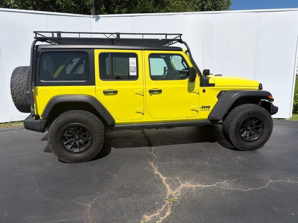 Used 2022 Jeep Wrangler Unlimited Sport AWD/4WD image 3