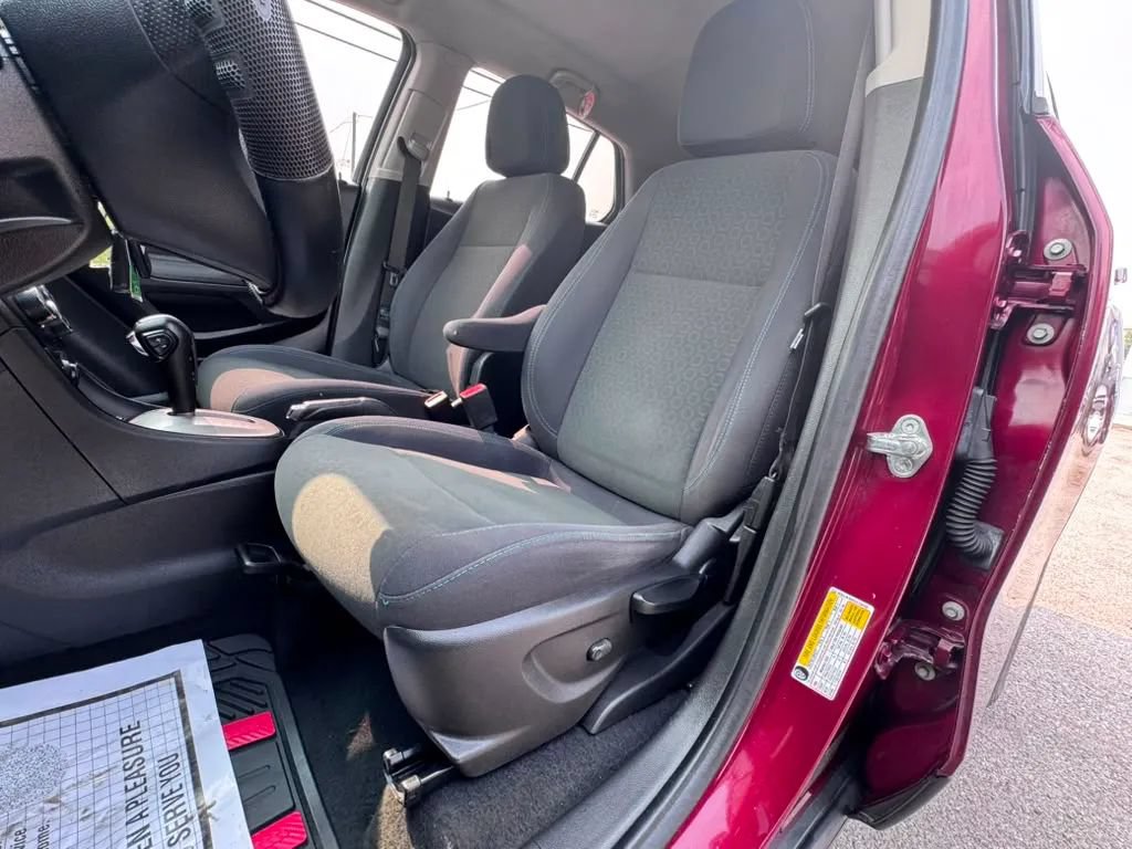 Used 2016 Chevrolet Trax LS FWD image 13