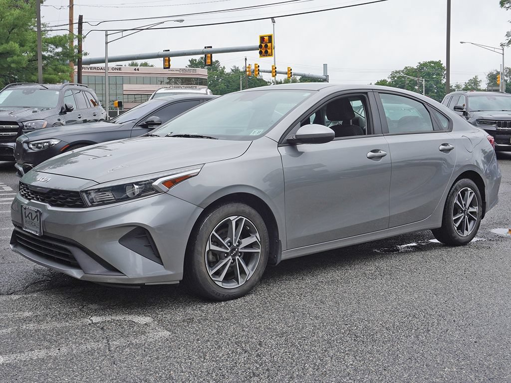 Used 2022 Kia Forte LXS FWD image 6
