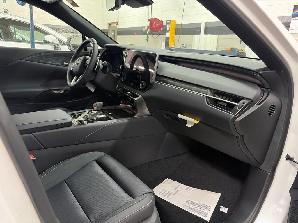 New 2026 Lexus RX 350 w/ Convenience Package AWD/4WD image 10