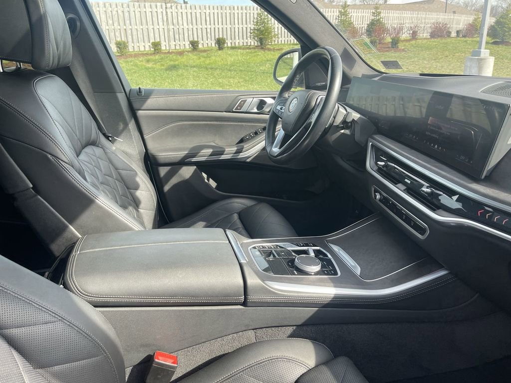 Used 2024 BMW X5 xDrive40i image 33