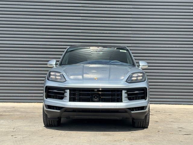 Certified 2026 Porsche Cayenne Coupe AWD/4WD image 10