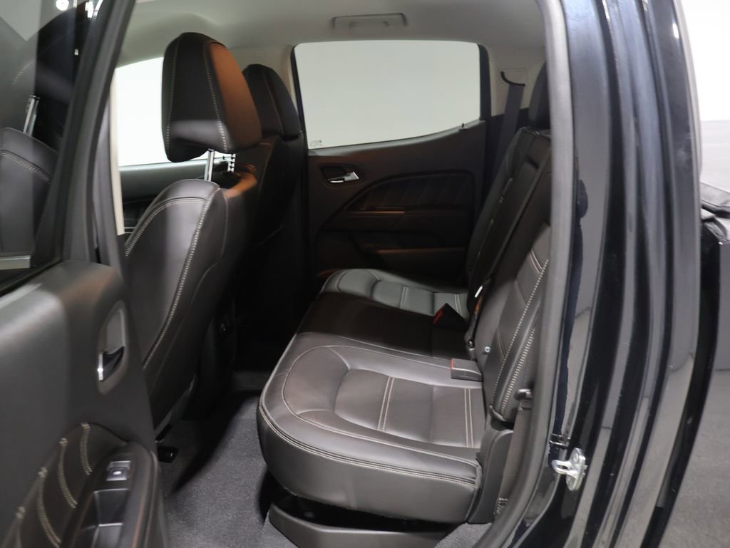 Used 2022 GMC Canyon Denali w/ Denali Black Edition Package AWD/4WD image 18