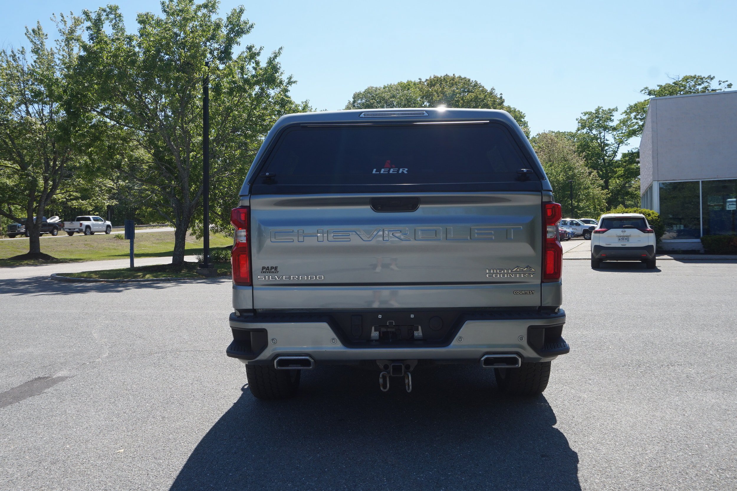 Used 2023 Chevrolet Silverado 1500 High Country AWD/4WD image 6