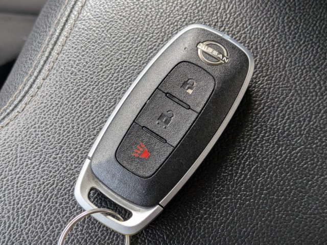 Used 2023 Nissan Kicks S FWD image 27