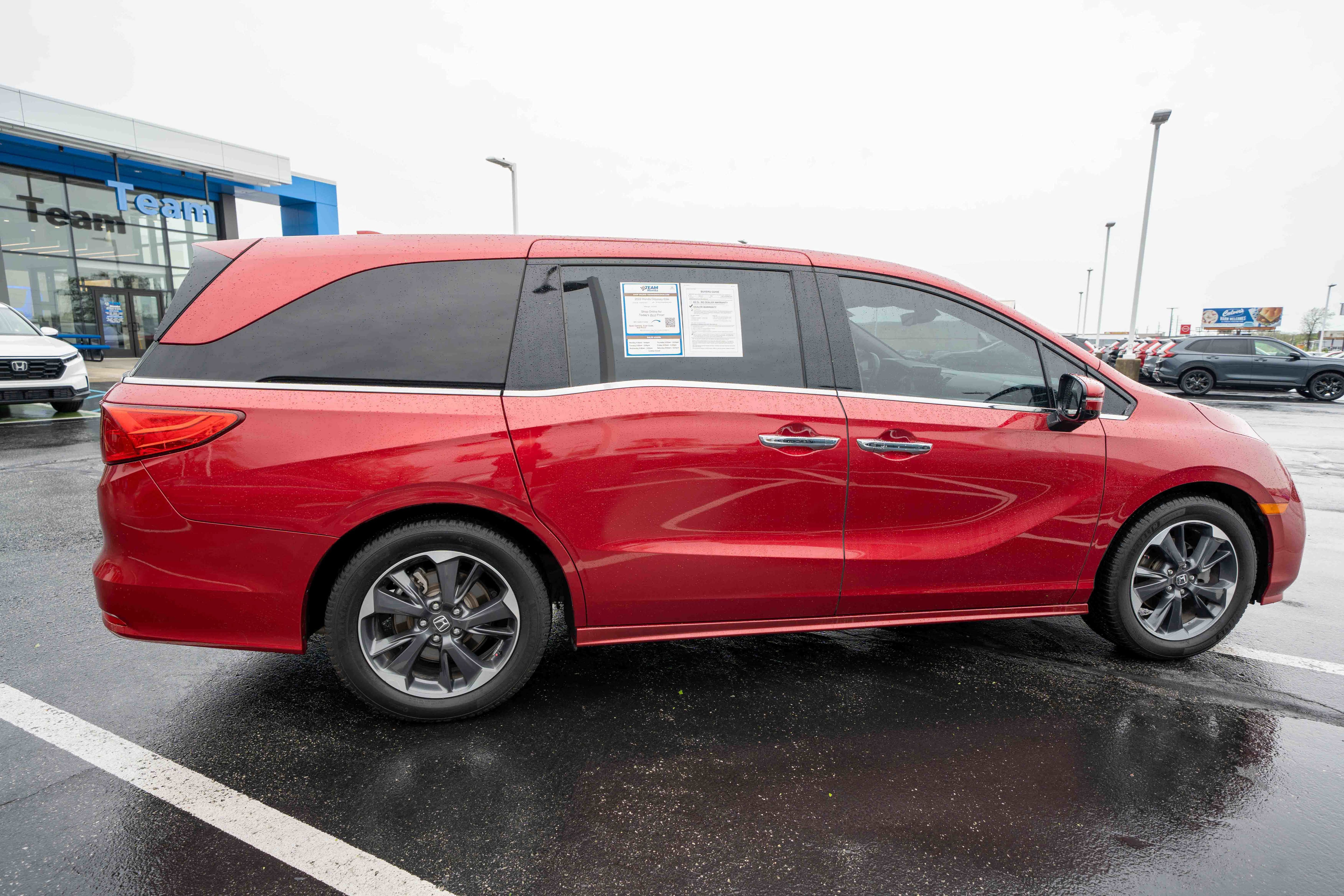 Used 2022 Honda Odyssey Elite image 6