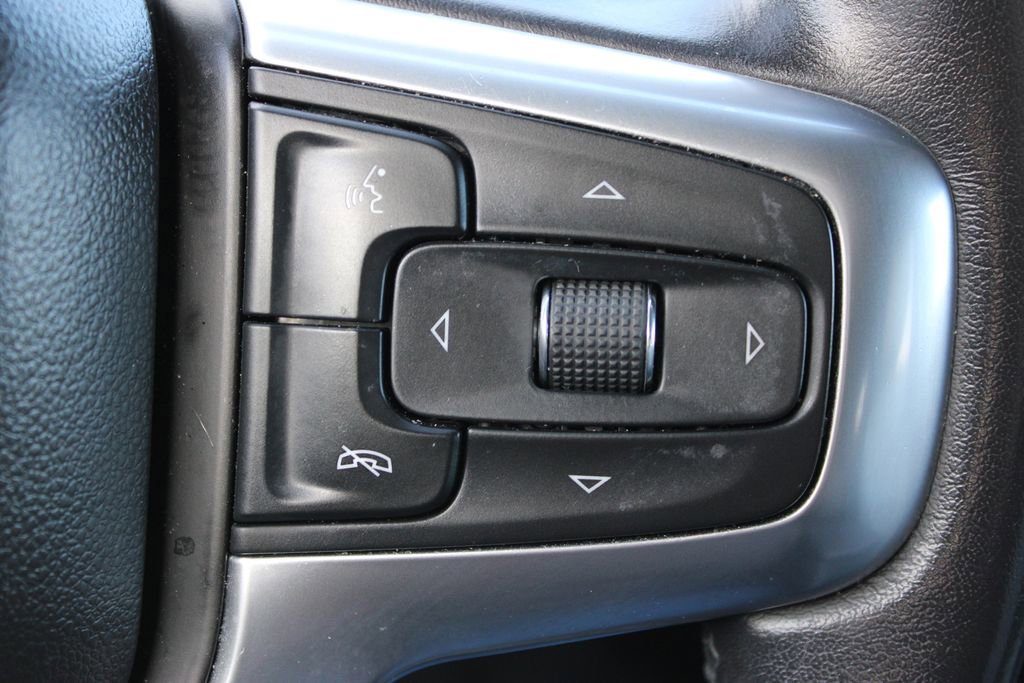 Used 2020 Chevrolet Blazer LT image 31