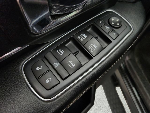 Used 2016 RAM 1500 Laramie w/ Convenience Group AWD/4WD image 26