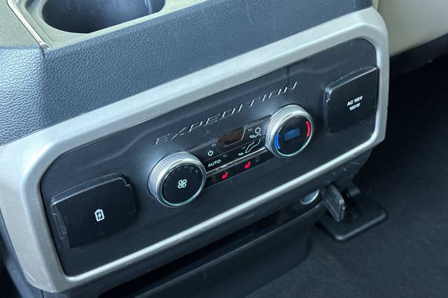 Used 2024 Ford Expedition Limited AWD/4WD image 44