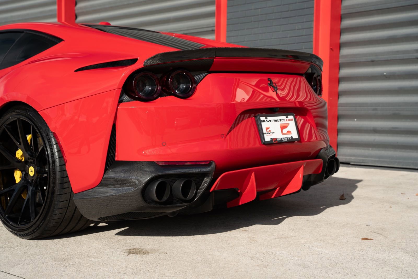 Used 2018 Ferrari 812 Superfast image 10
