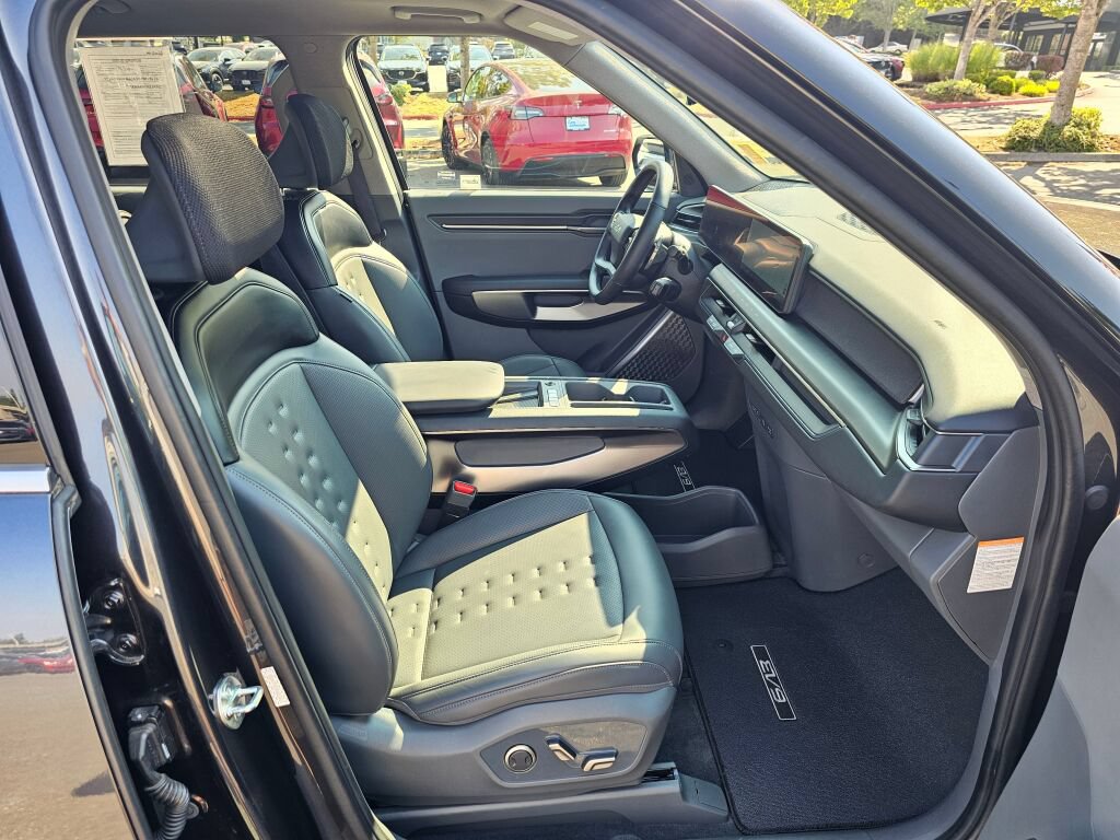Certified 2024 Kia EV9 Wind AWD/4WD image 32
