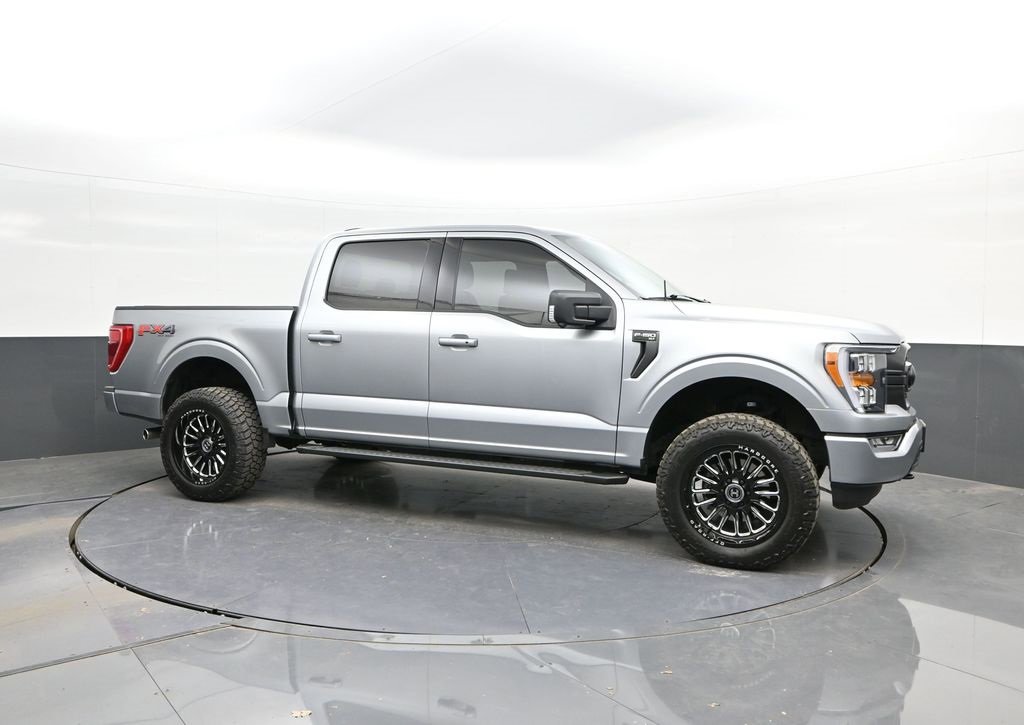 Used 2022 Ford F150 XLT w/ Equipment Group 302A High image 17