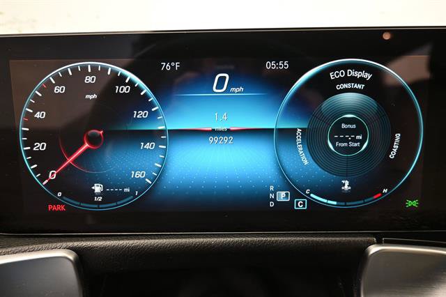 Used 2023 Mercedes-Benz GLB 250 w/ Premium Package image 7