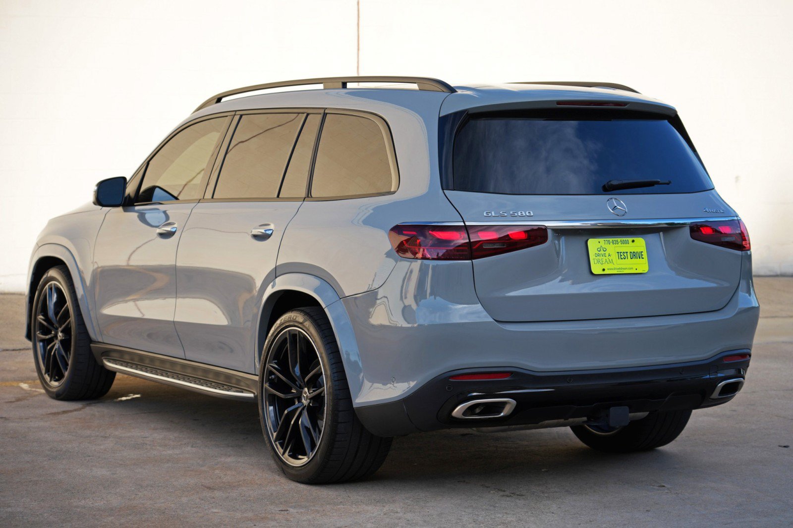 Used 2024 Mercedes-Benz GLS 580 4MATIC image 62